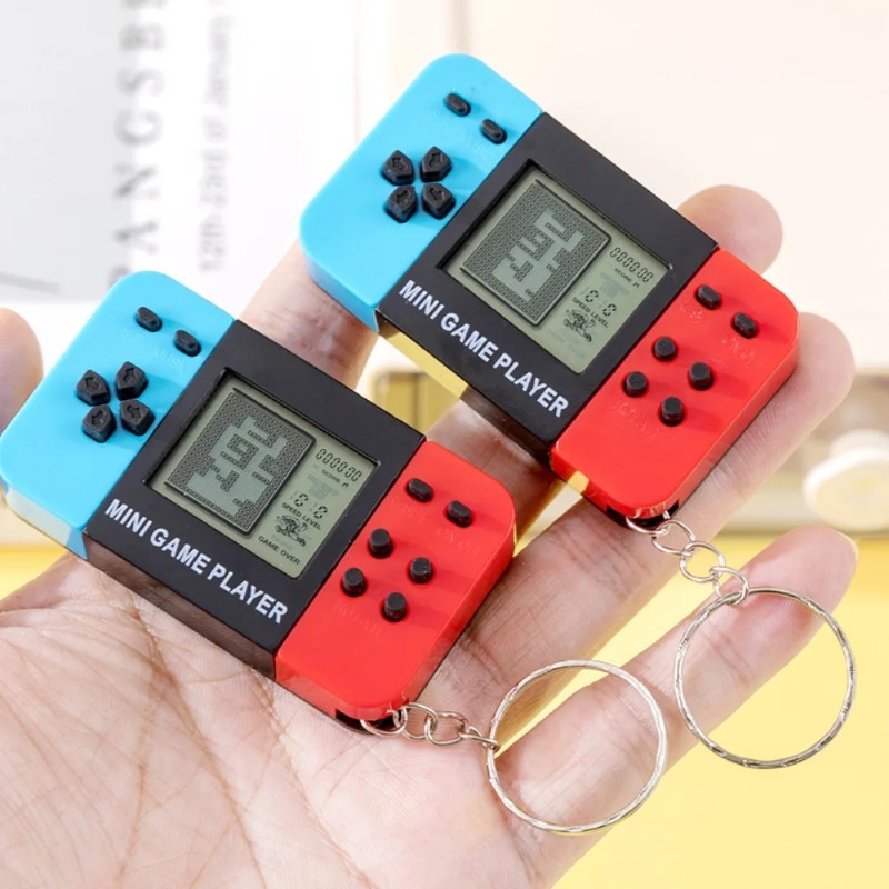 Console de Jogo Eletrônico Por - Retro Gaming Keychain avaliação e preço